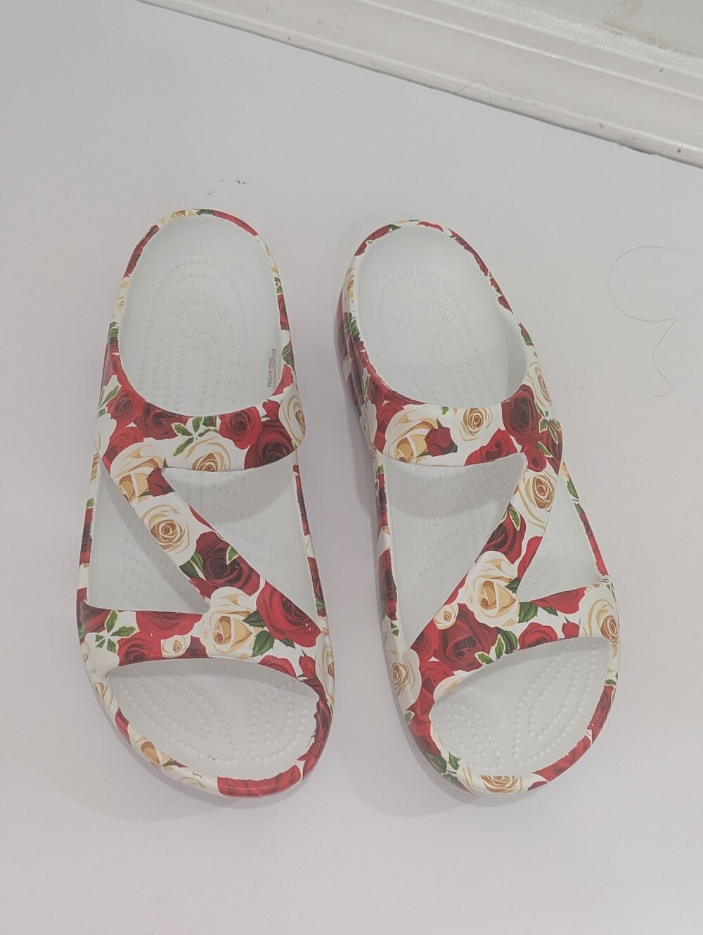 Dawg Women's Loudmouth Z Sandals - Rosie Size 9
